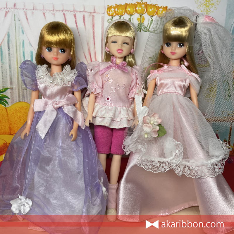 狭間のリカちゃんと4代目リカちゃん・スマイルリカちゃんのショット